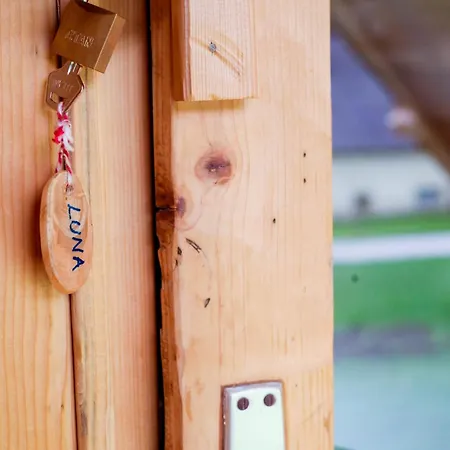Apartmaji Pri Kozmavo - Little House Bohinj Exterior photo