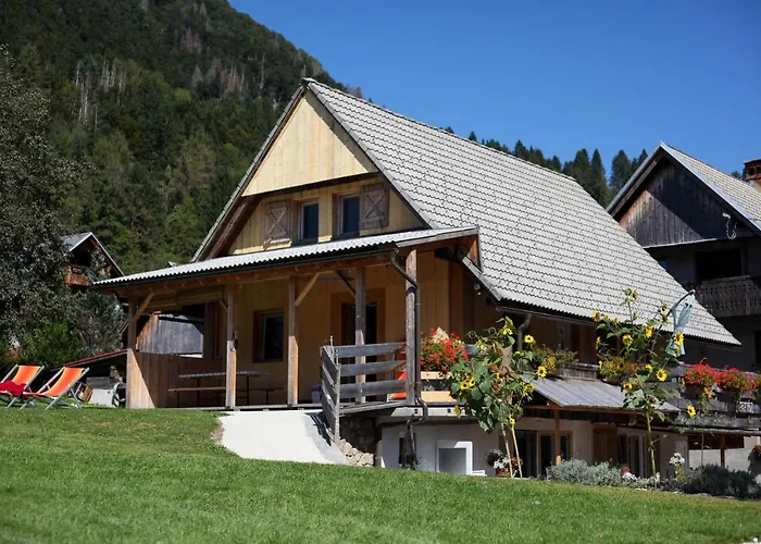 Apartmaji Pri Kozmavo - Little House