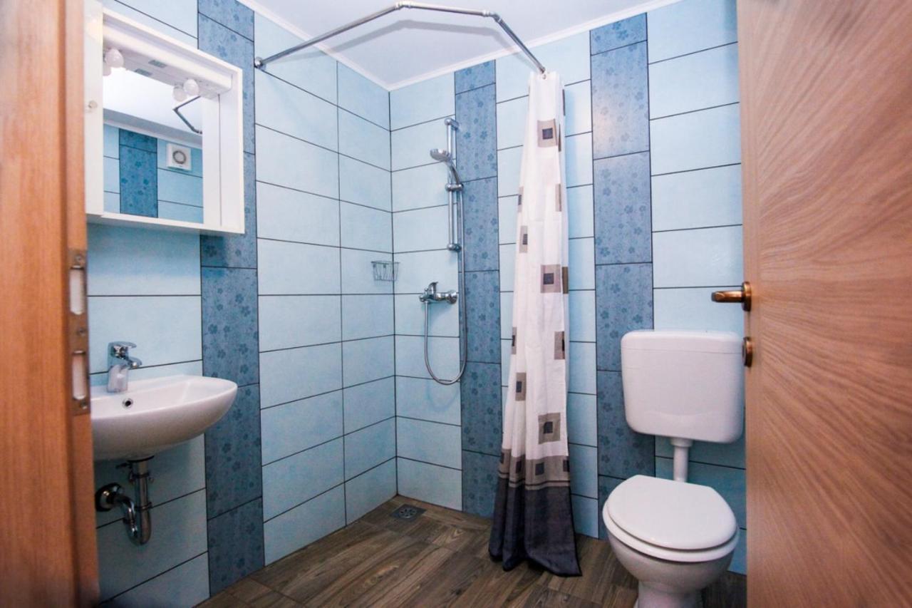 Apartmaji Pri Kozmavo - Little House Apartman *